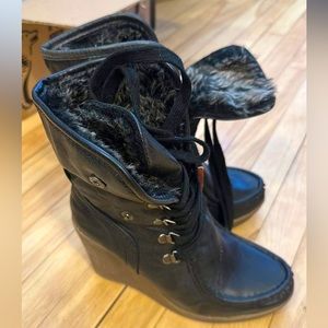 SOLD Brand new Mossimo Western platform boots with fur lining